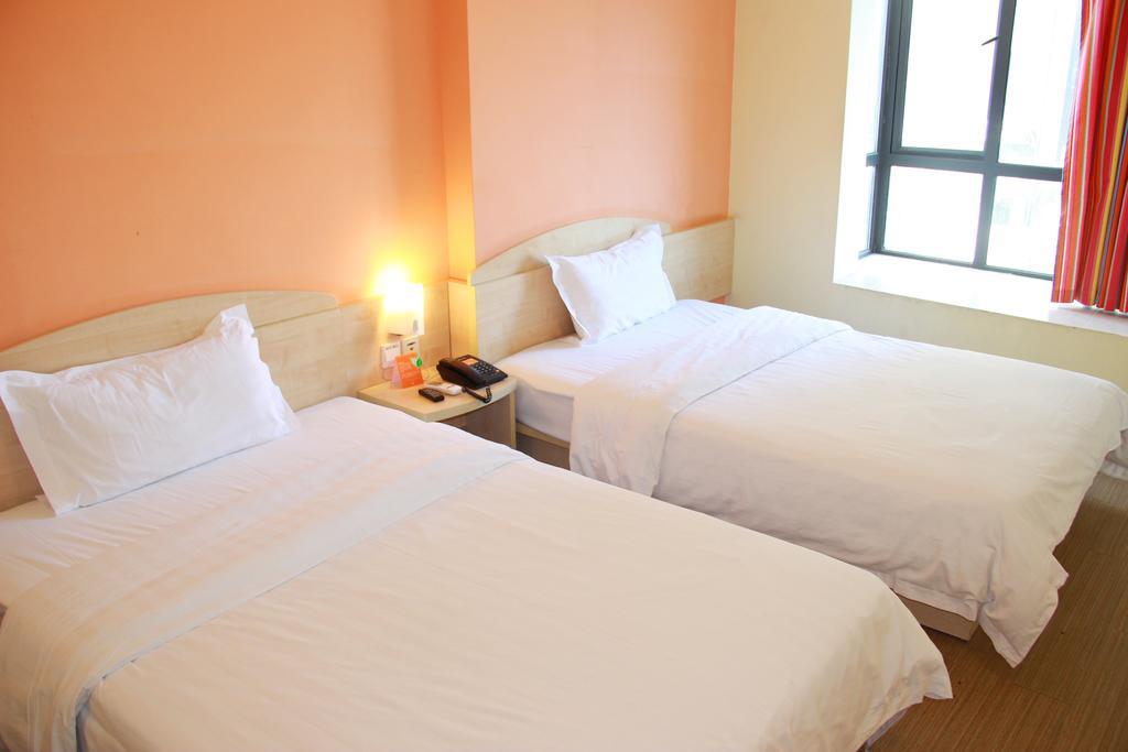 7Days Premium Guangzhou Tianhe Shipaiqiao Hotel Exterior foto